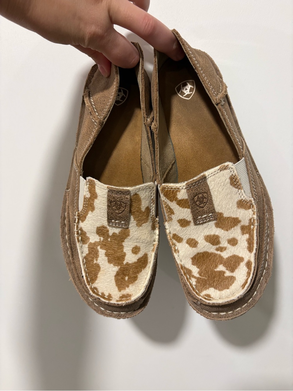 Ariat Women’s Tan and Cream Cowhide Slip-On Sneakers